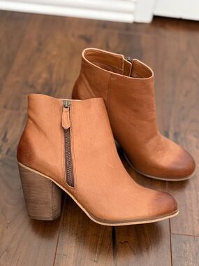 Nordstrom BP Trolley Cognac Genuine Leather Ankle Booties with Block Heel